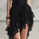 Robe Mini Noire avec Décolleté Halter en Dentelle et Volants