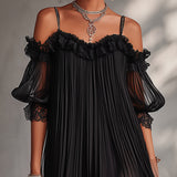 Robe Mini Noire à Épaules Dénudées avec Bordure en Dentelle