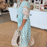 MANA | Robe Midi Florale Élégante avec Col en V