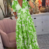 Floriana - Robe à Fleurs Éclatantes