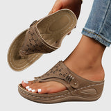Anika - Tongs Sandals