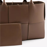 Léa | Serelune Tote Bag