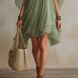 Robe courte fluide à volants avec décolleté en V vert