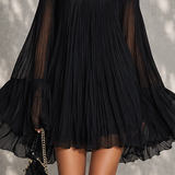 Robe Courte Noire avec Manches Évasées et Volants